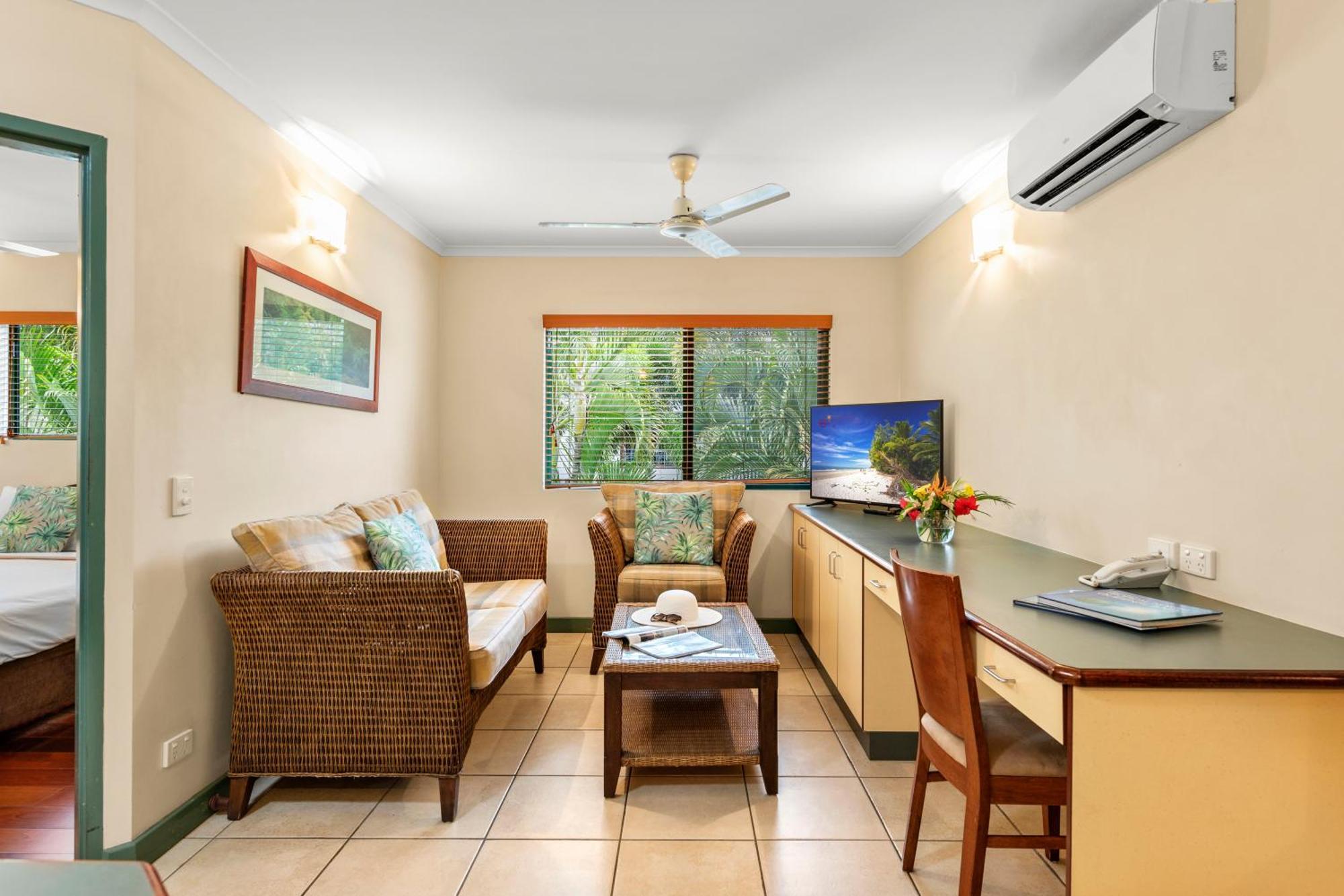 Bay Village Tropical Retreat&apartamentos Cairns Exterior foto